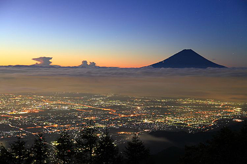 甘利山撮影会 夜景 朝焼けの富士 ツツジと富士山 開催決定 画像館 各種情報ブログ